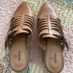 Susina Women's Brown Leather Cutout Mules